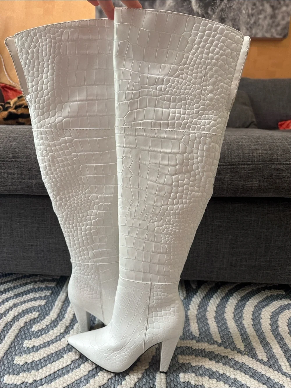 Vince Camuto Minnada White Croc Embossed Over The Knee Boots Size 6M Like New - Picture 1 of 7